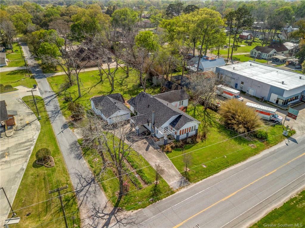 Property Photo: 201 W Russell Avenue LA 70591