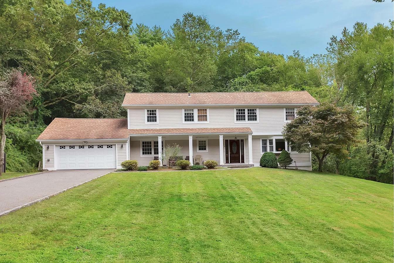 25 Southbrook Road  Bedford NY 10506 photo