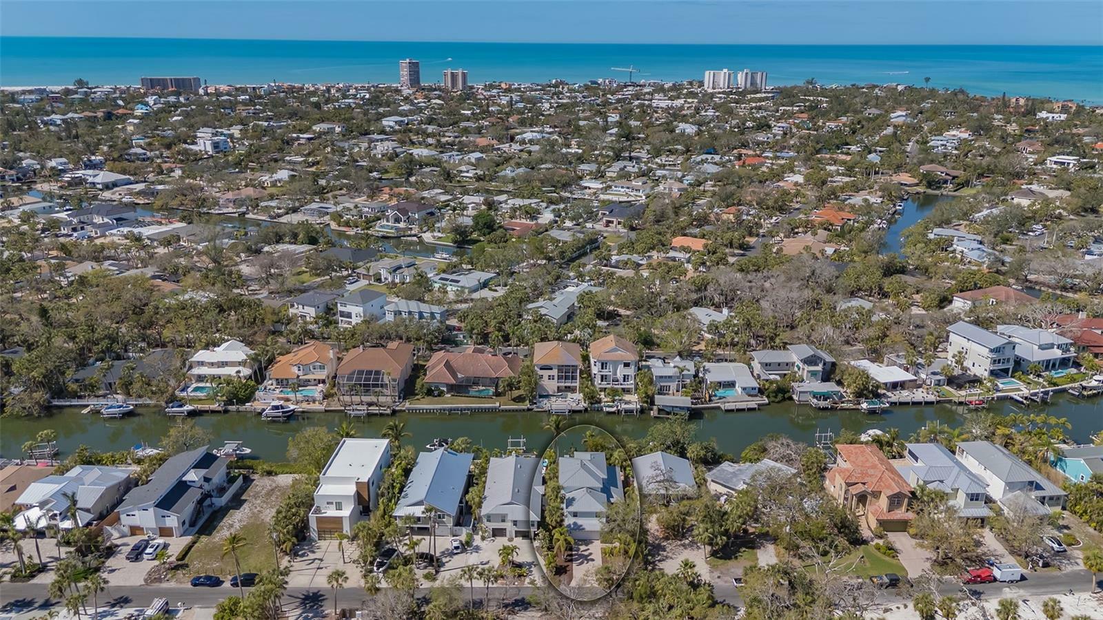 Property Photo: 4922 Commonwealth Drive FL 34242