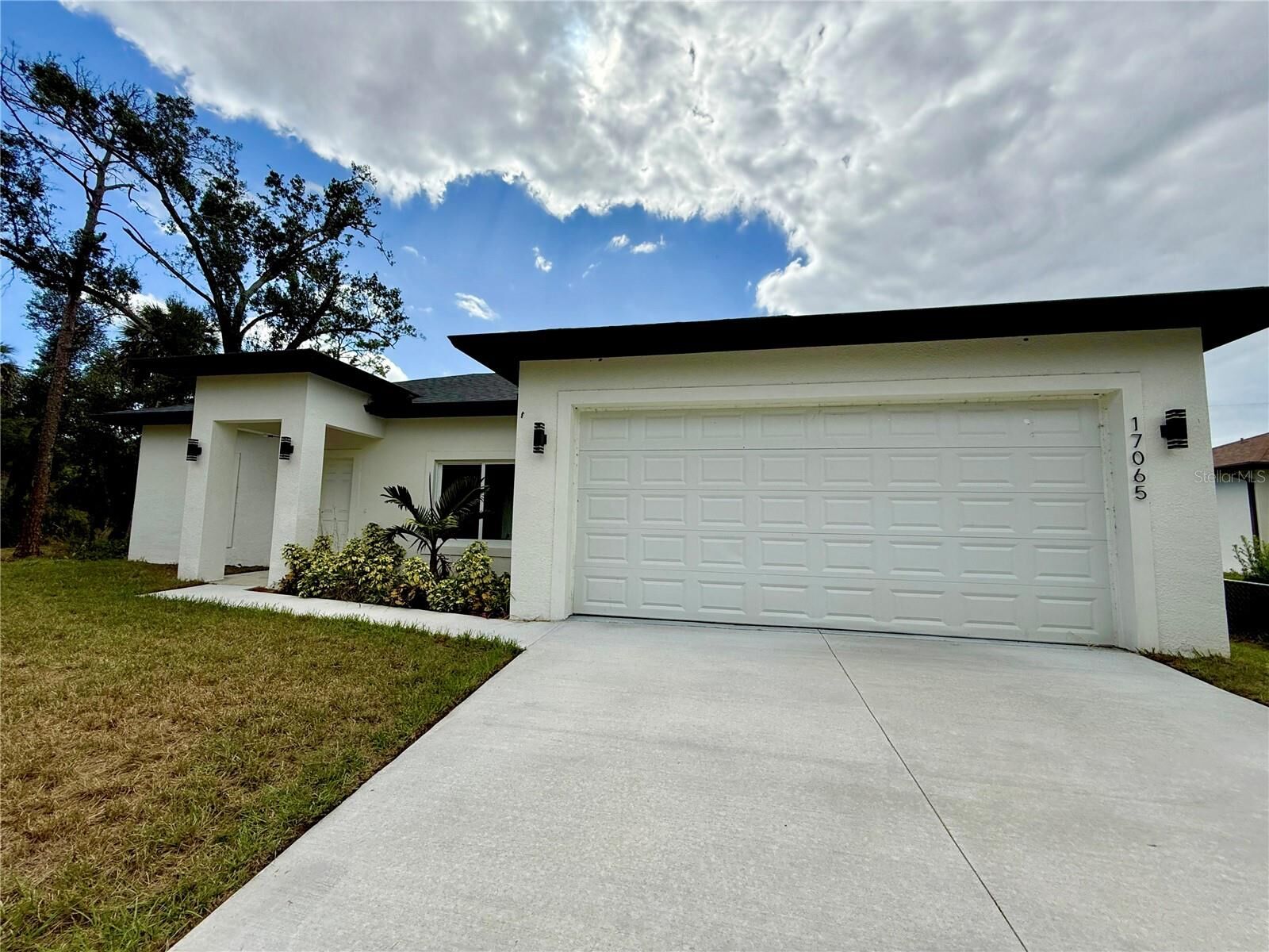 Property Photo: 17065 Malta Avenue FL 33954