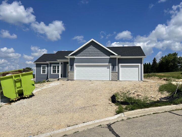 104 Chestnut Ct  Theresa WI 53091 photo