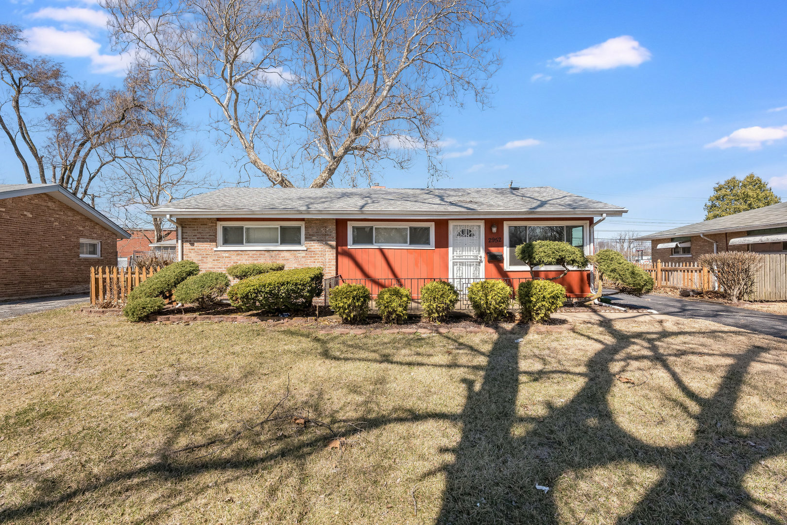 Property Photo: 2952 Sherwood Avenue IL 60428