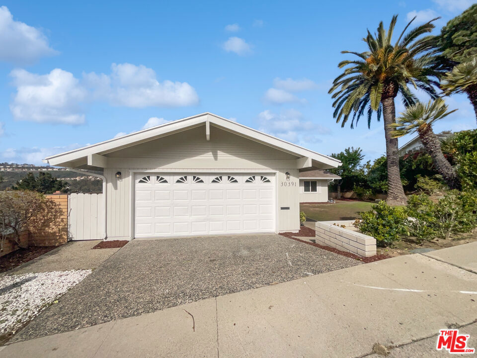 Property Photo:  30391 Benecia Avenue  CA 92677