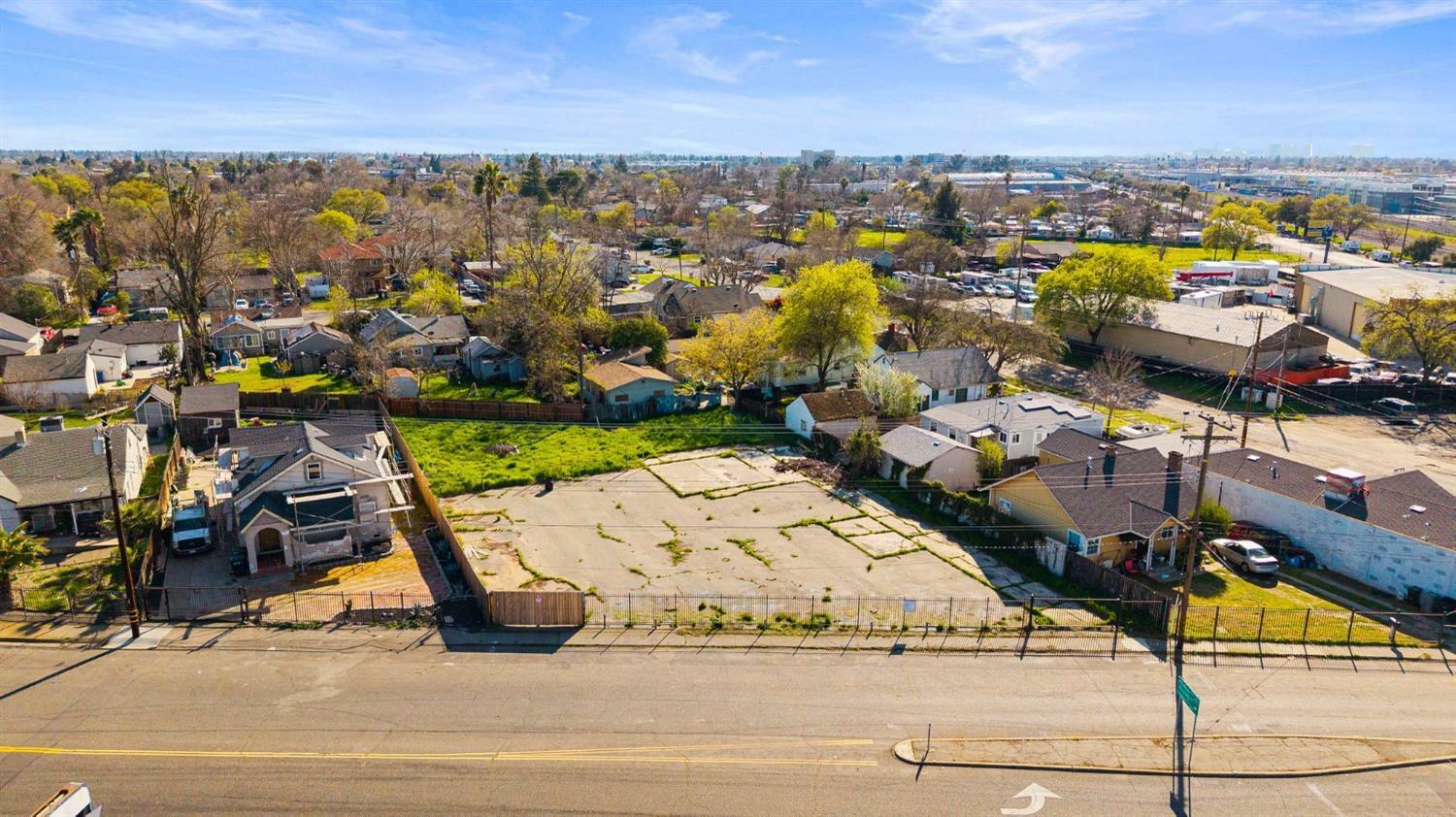 Property Photo: 1912 Marconi Circle CA 95815