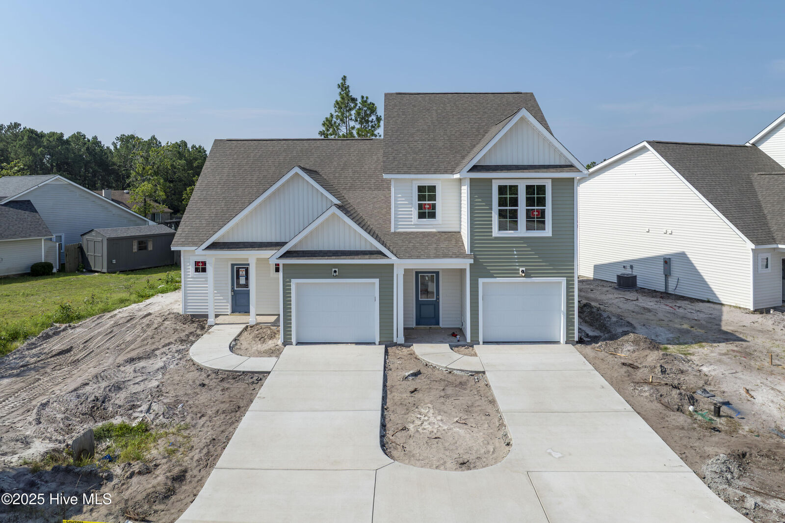 Property Photo:  216 Sandpiper Place  NC 28445 