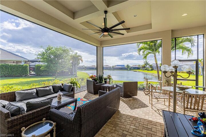 Property Photo:  14617 Regatta Ln  FL 34114 