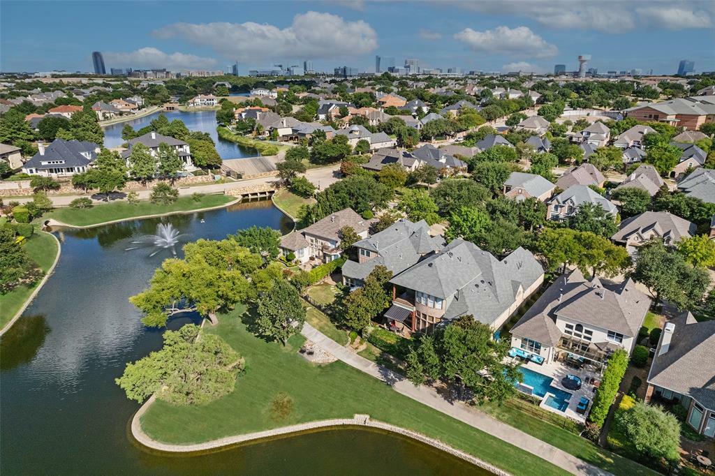 Property Photo: 4648 Venetian Way TX 75034