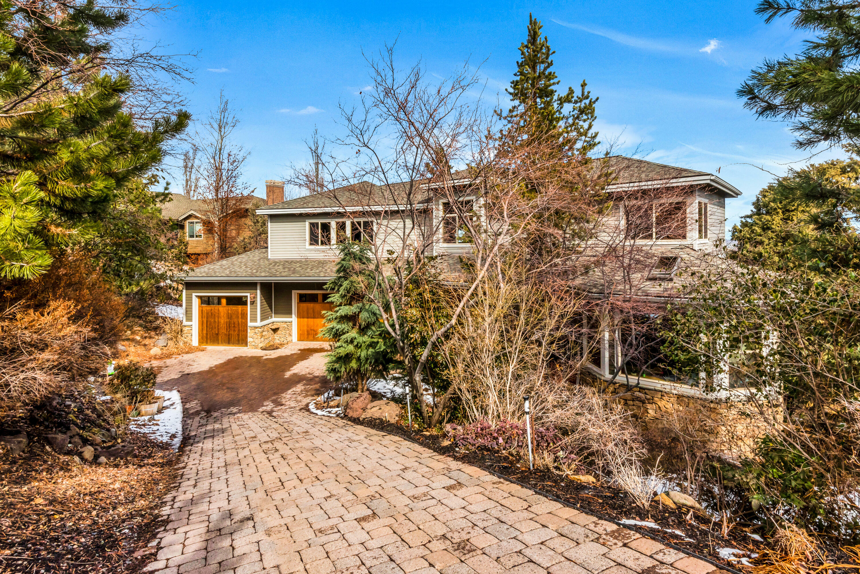 Property Photo: 3229 NW Fairway Heights Drive OR 97703