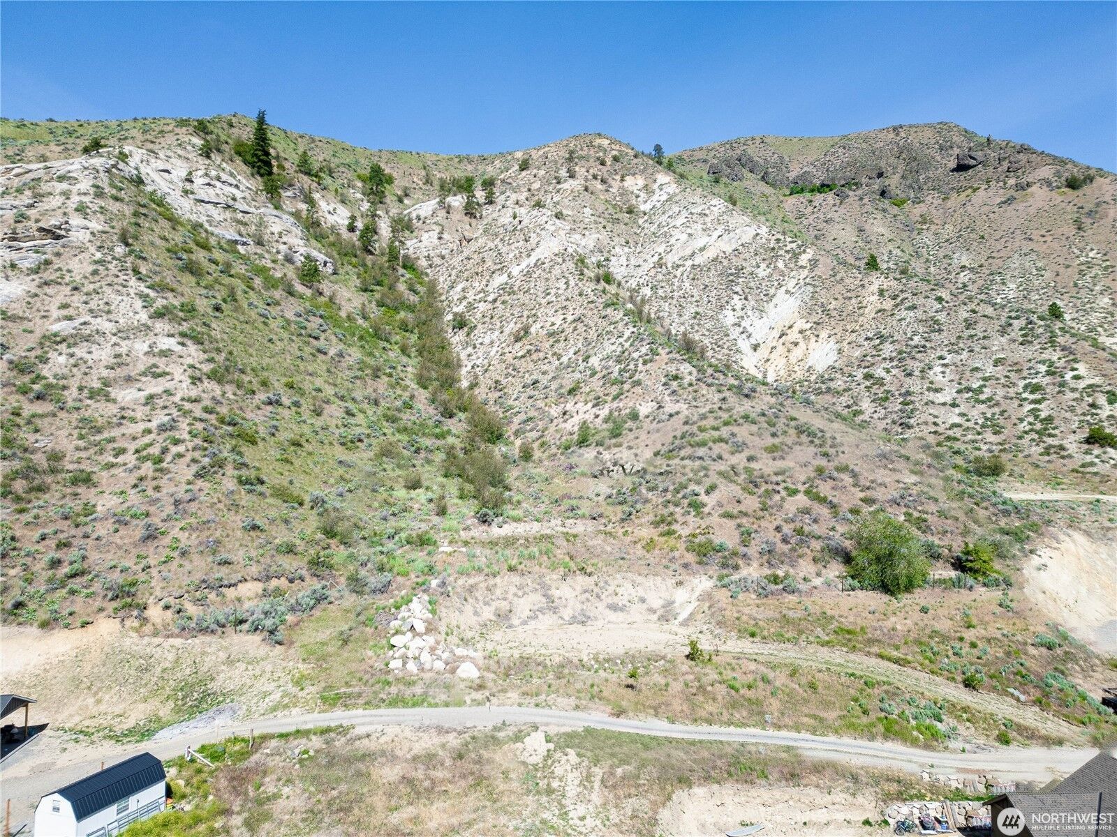 Property Photo: 224 Hillcreek Lane WA 98801