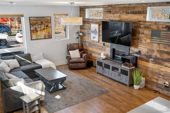 Property Photo:  1930 W 35th Avenue  CO 80211 