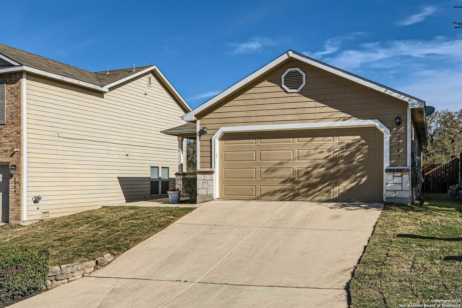Property Photo: 3747 Hideaway Grn TX 78261