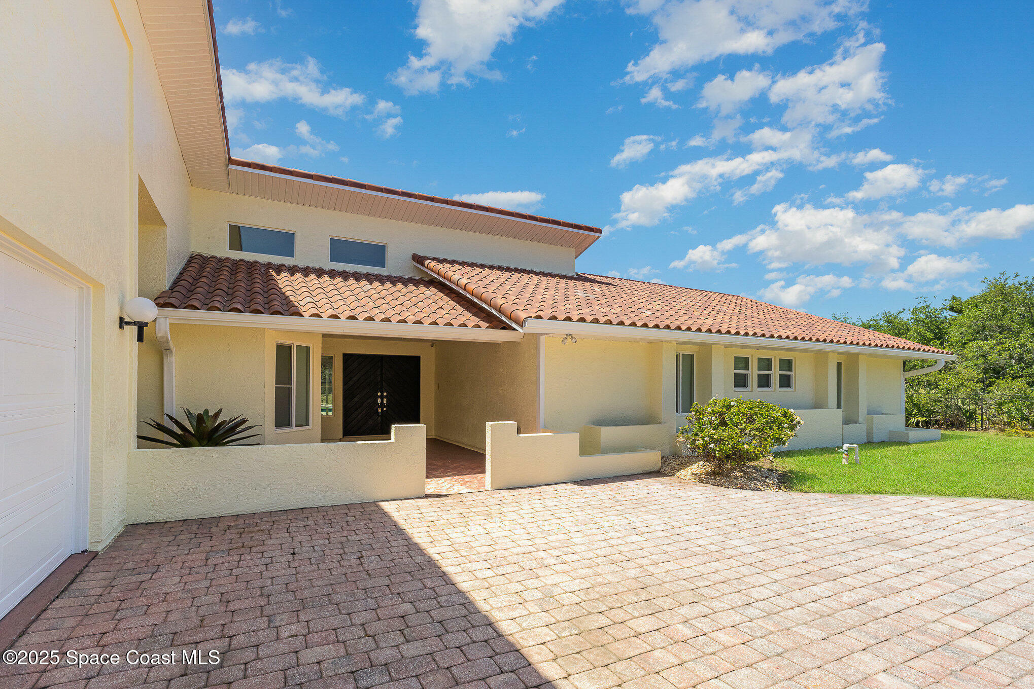 Property Photo: 3070 Rio Plumosa N FL 32903