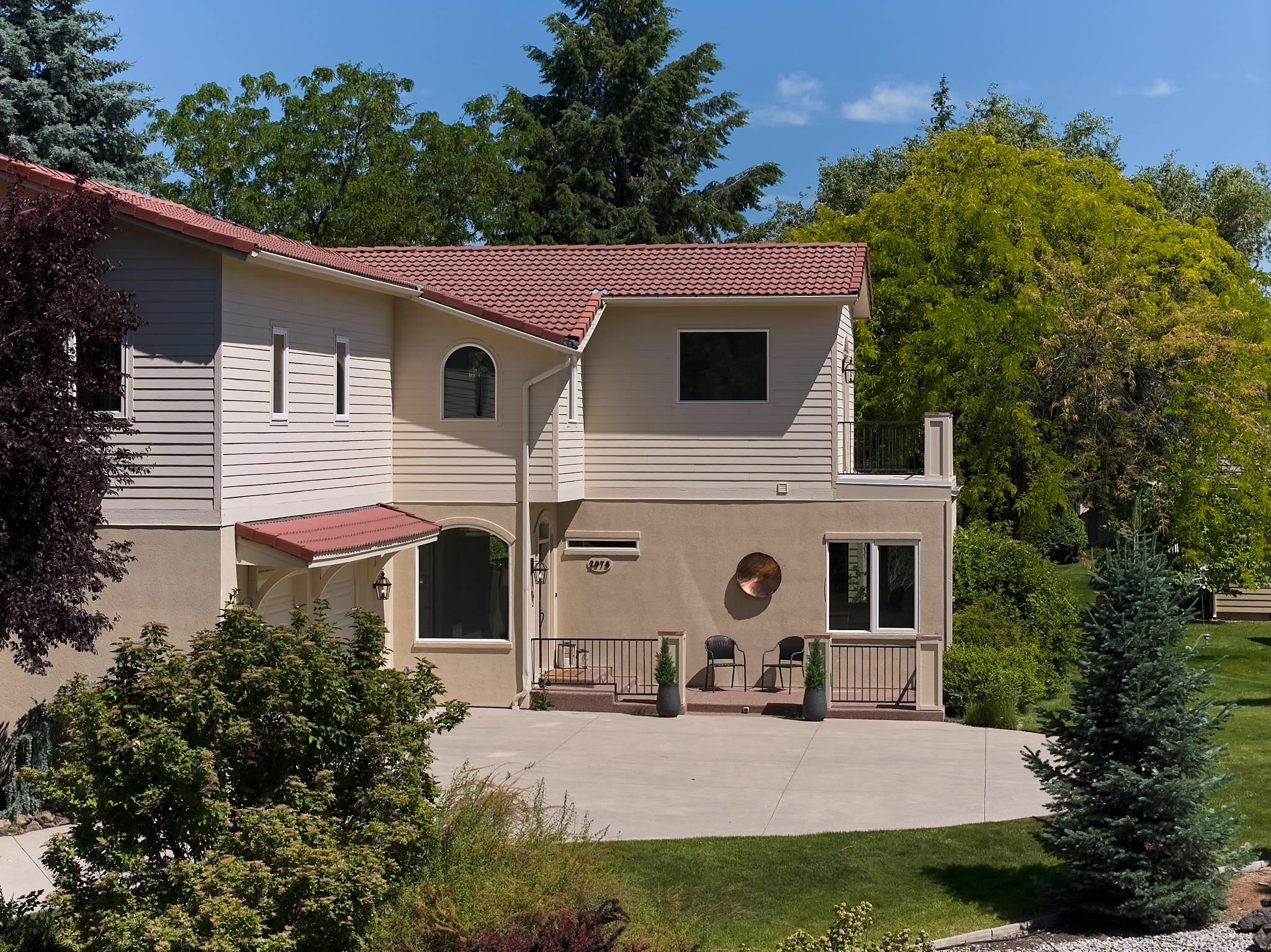 Property Photo: 2078 S Parkwood Cir WA 99223