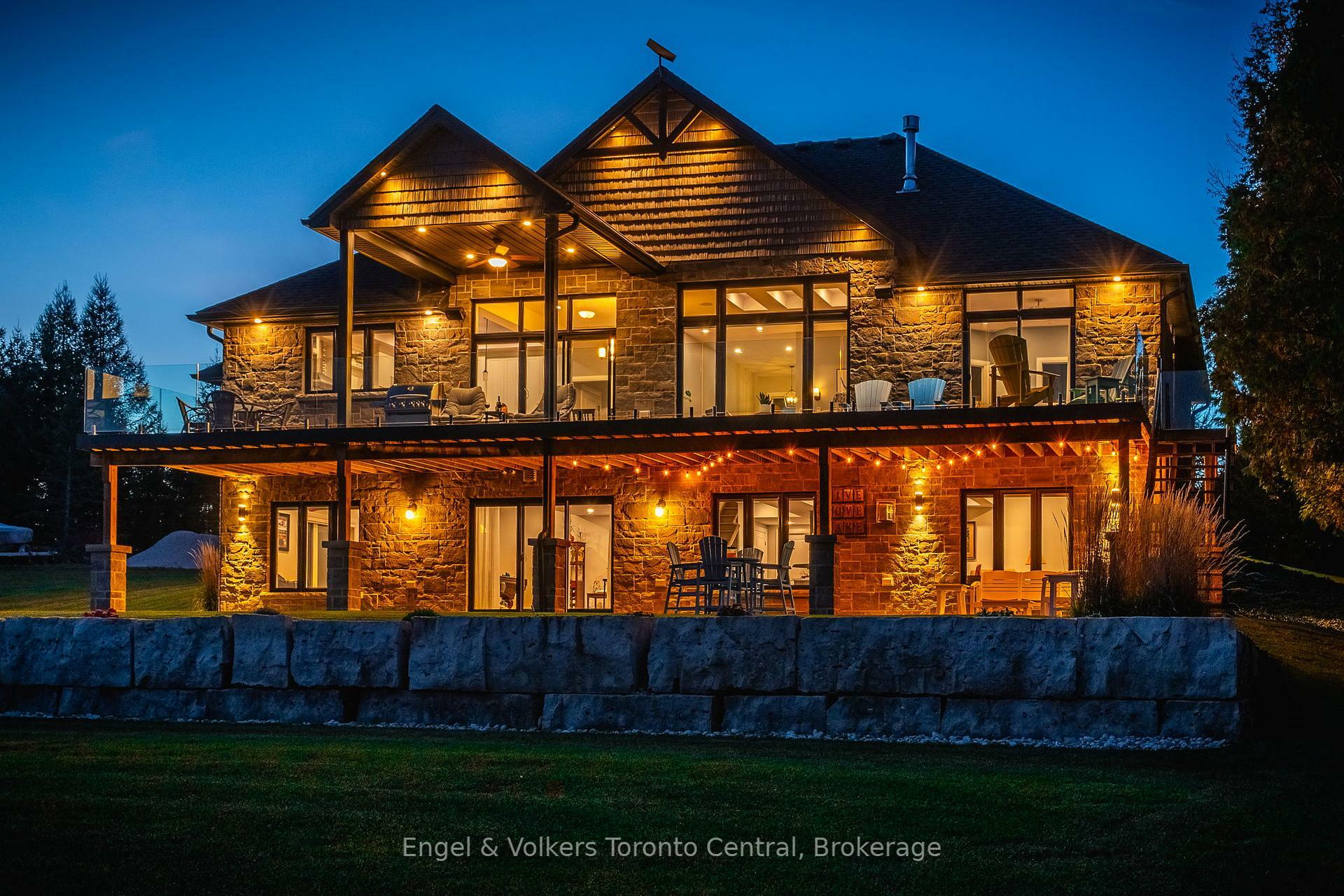 Property Photo: 49 Islandview Drive ON N0H 1A0
