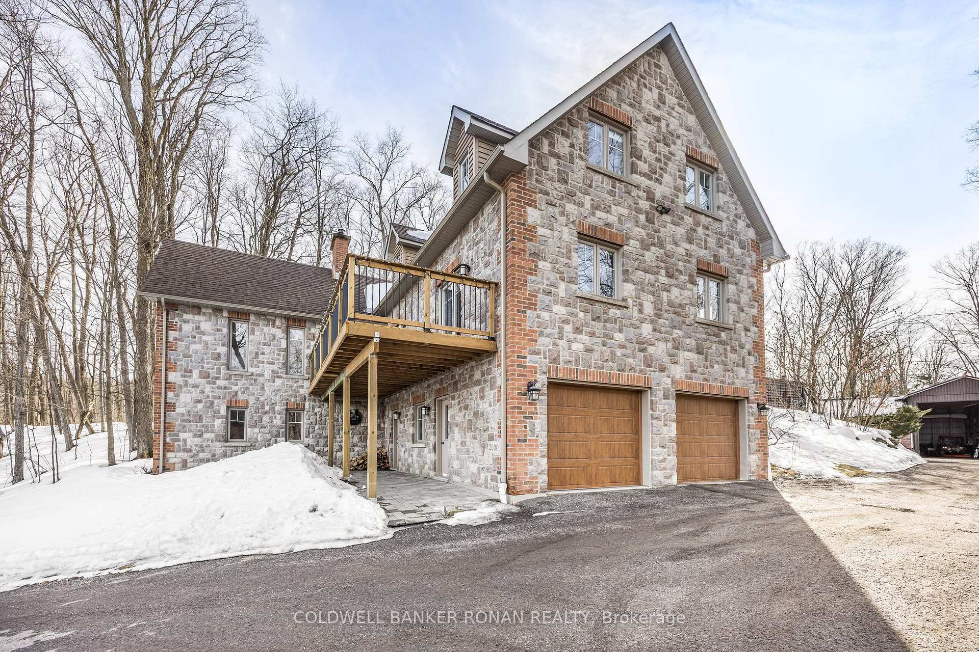 Property Photo: 38 Big Tree Circle ON L0M 1M0