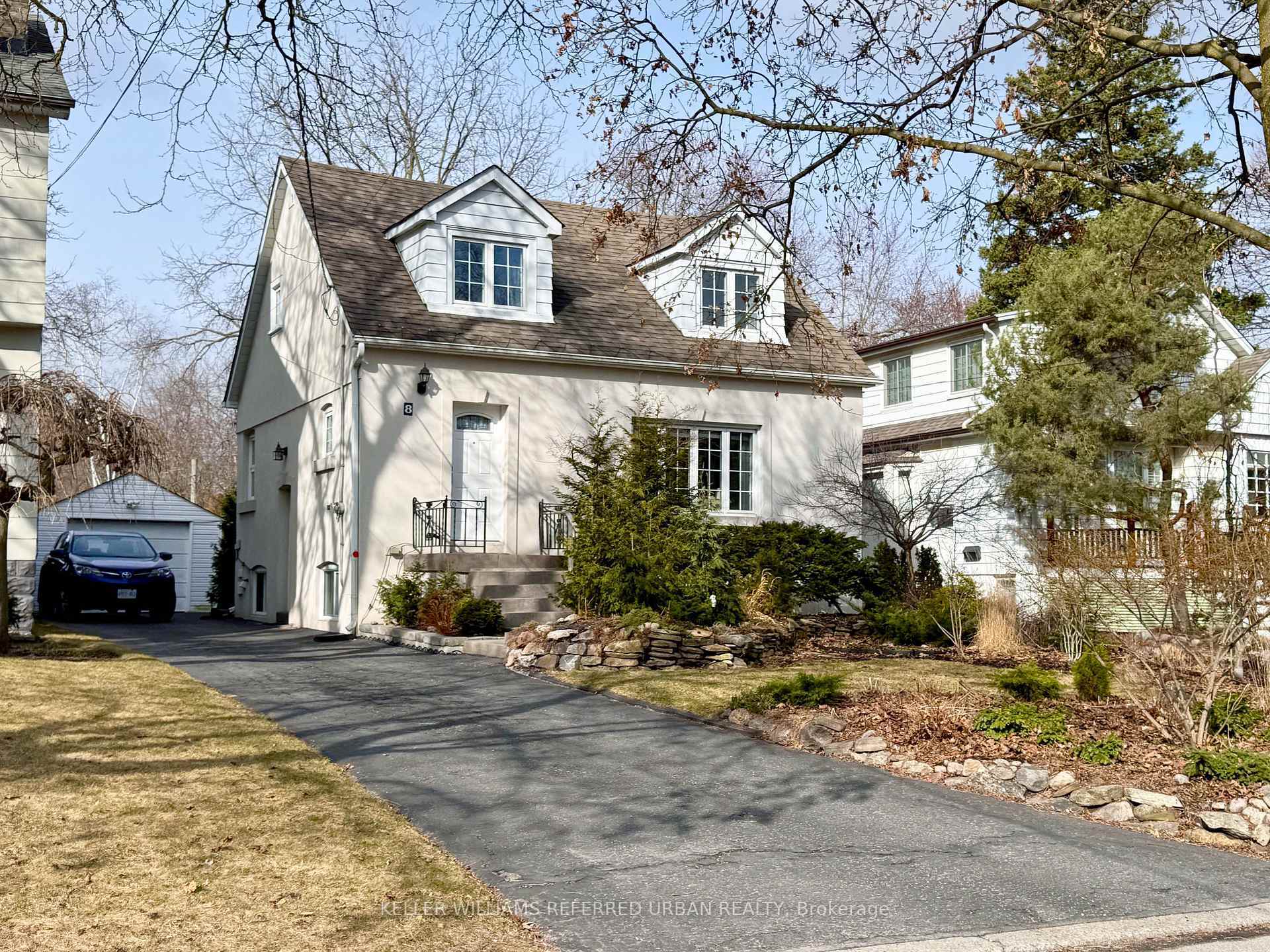 8 Abbotsford Road  Toronto ON M2N 2P7 photo