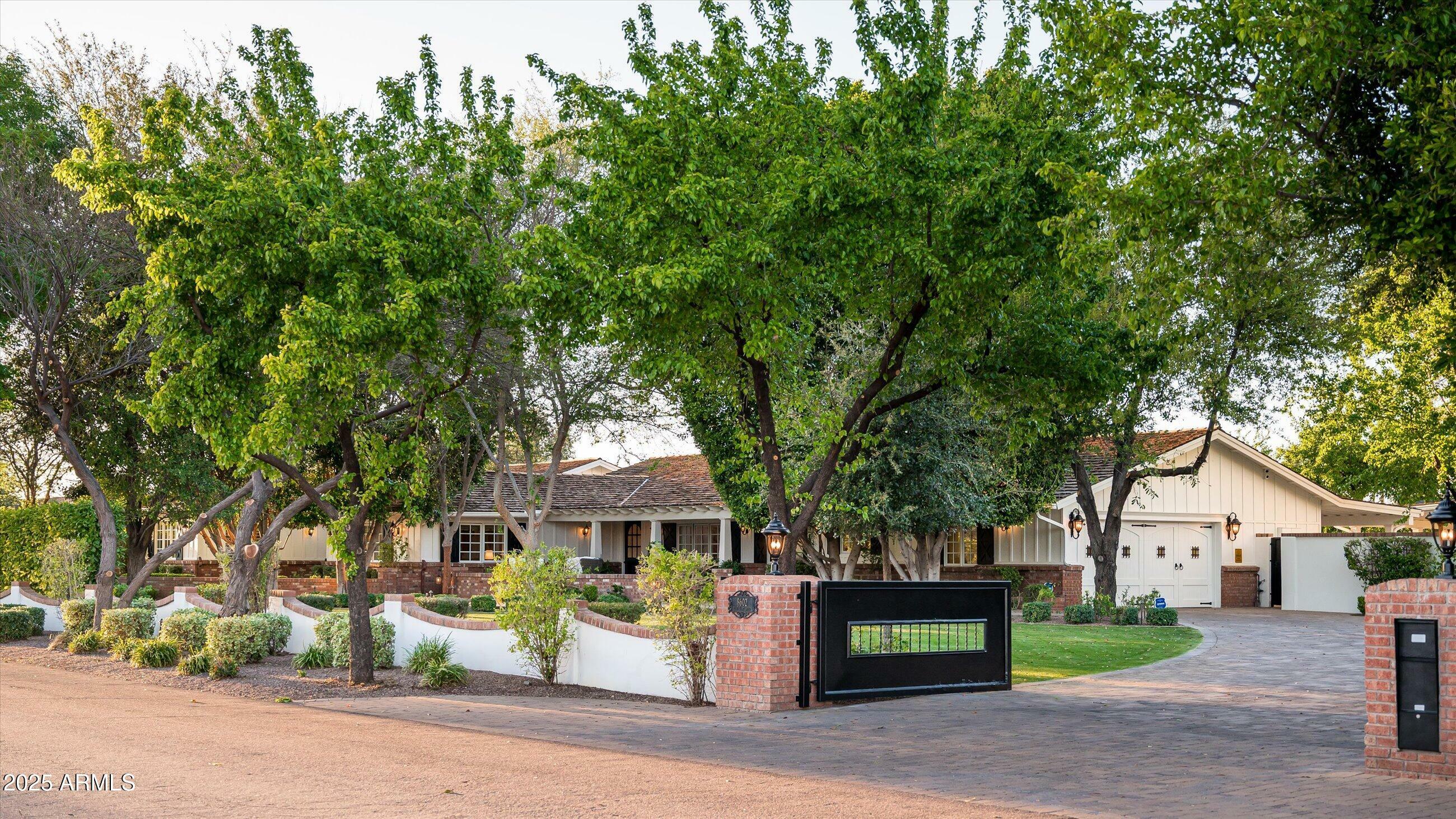 Property Photo: 8602 E Gary Road AZ 85260