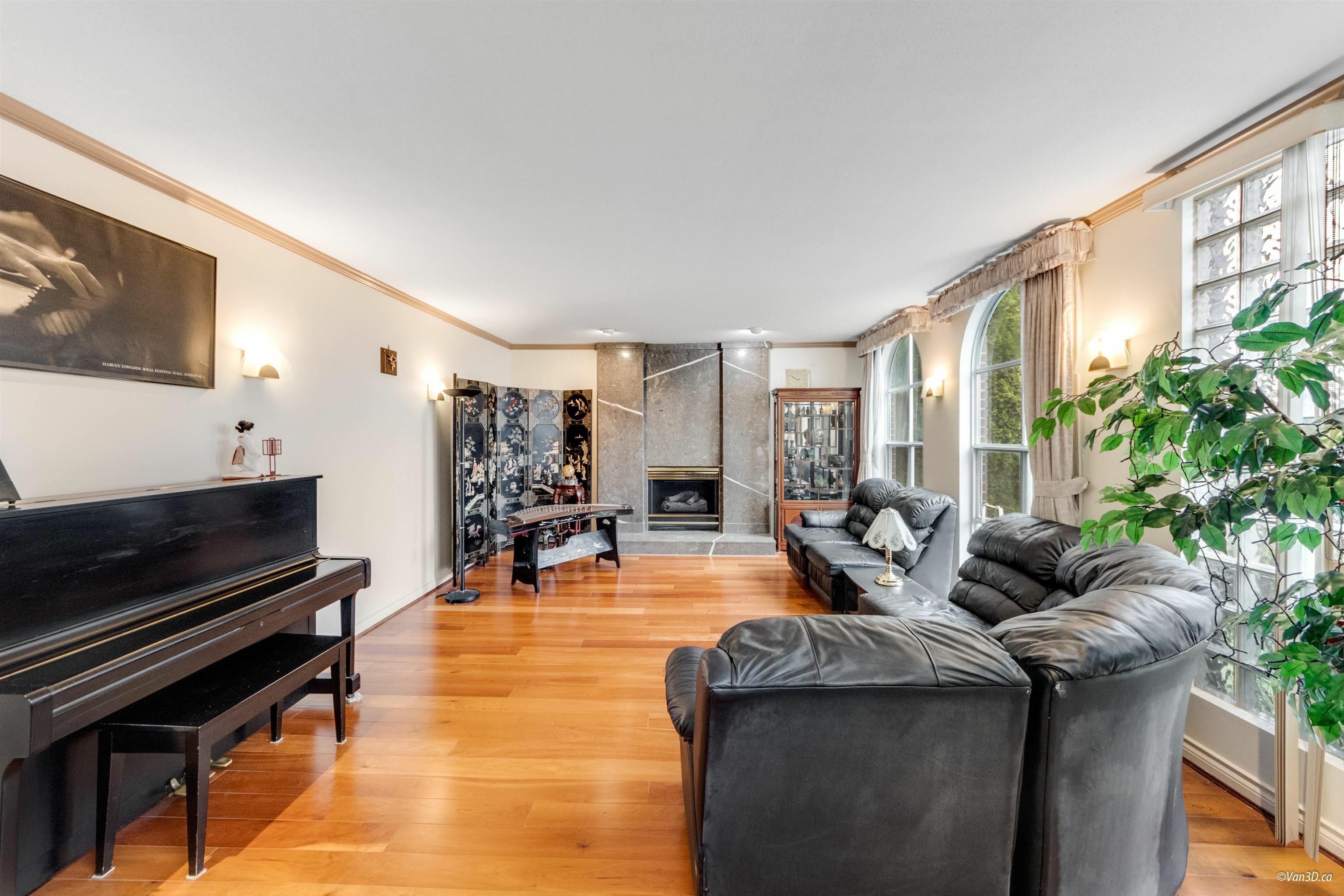 Property Photo: 4438 Magnolia Street BC V6J 4B5