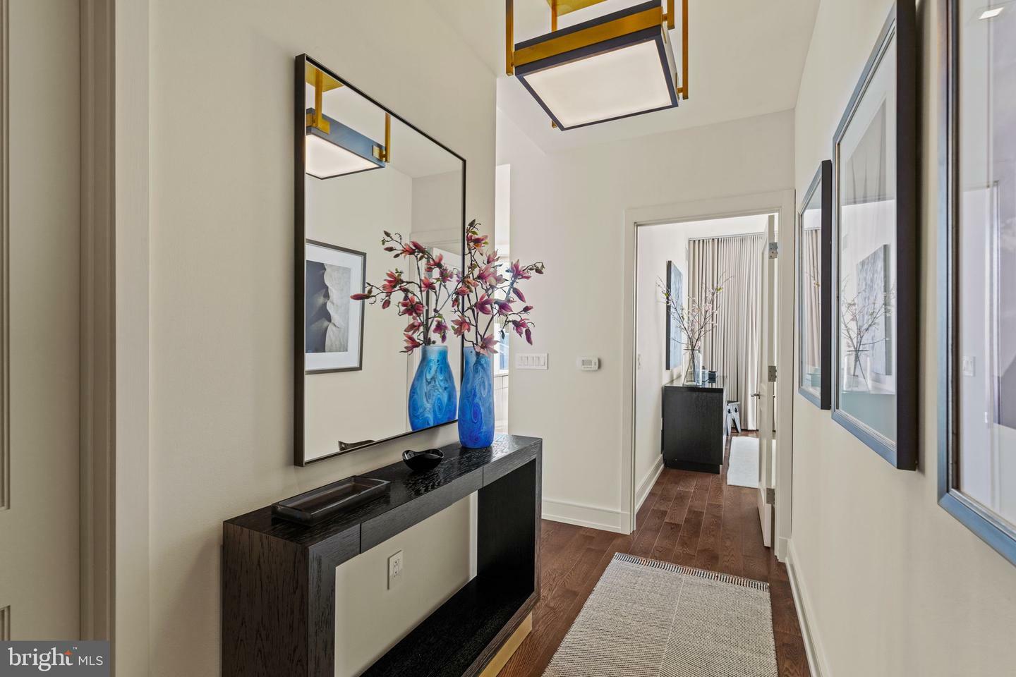 Property Photo: 210 S 25th Street 20 403 PA 19103