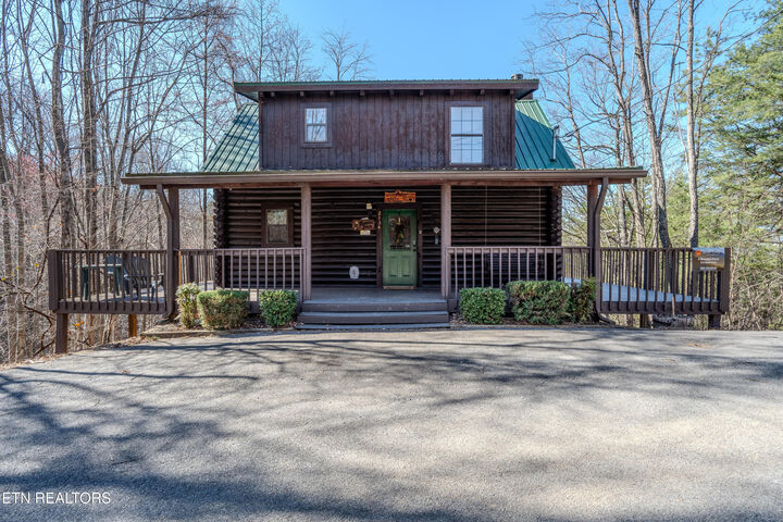 Property Photo: 2134 Walnut Court TN 37876