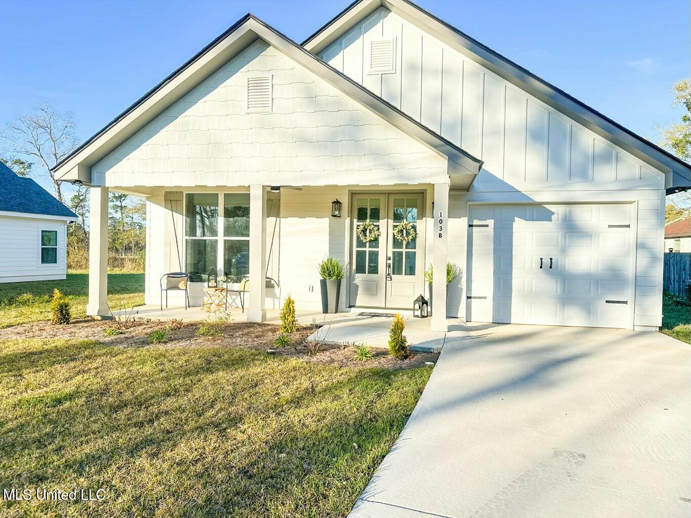 Property Photo: 103 B Lakeside Drive MS 39576