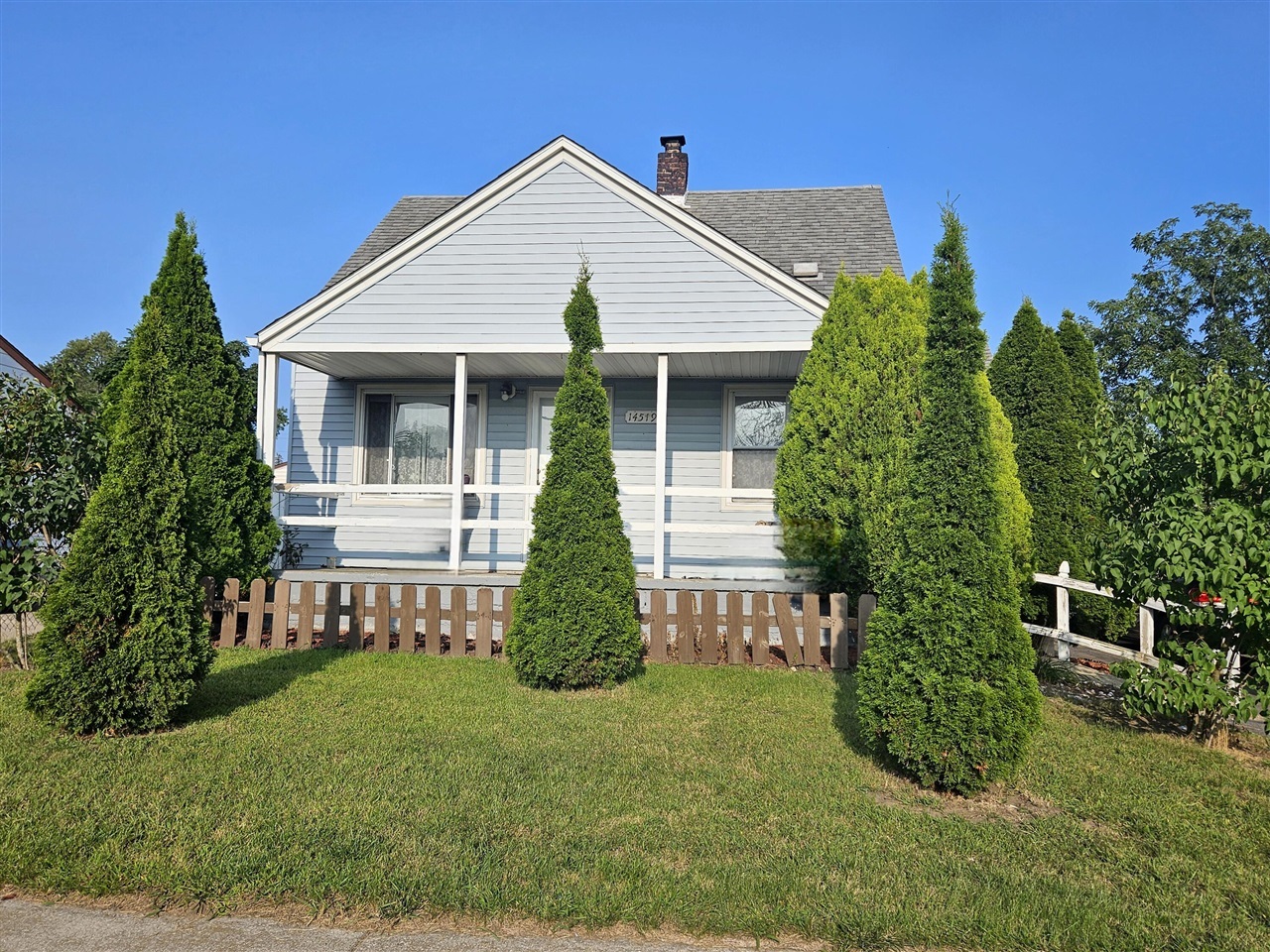 Property Photo: 14519 Westpoint Street MI 48180-4605