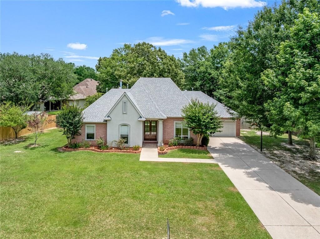 Property Photo:  112 Landings Boulevard  LA 70461 