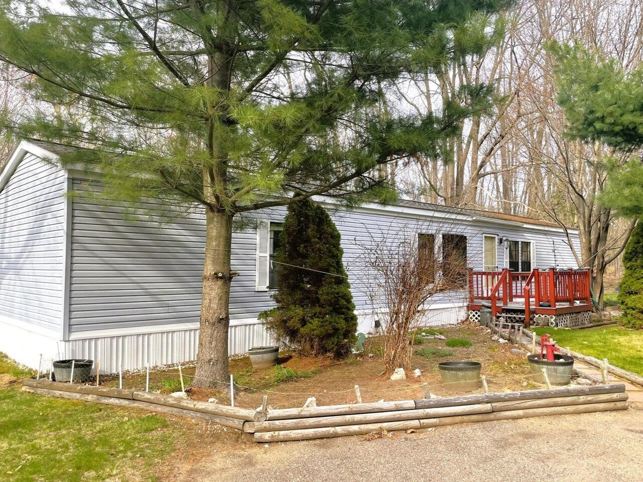 Property Photo: 235 Waverly Circle VT 05446