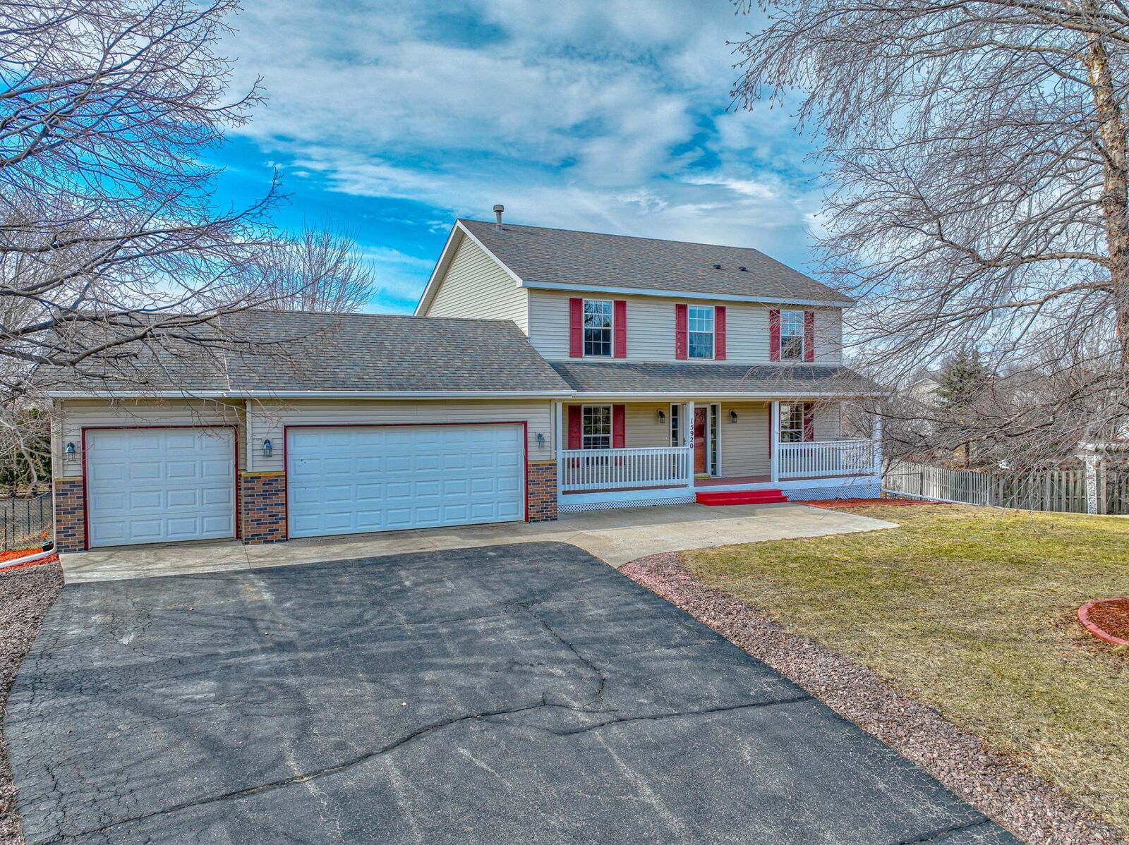 Property Photo: 15920 Cascade Path MN 55068