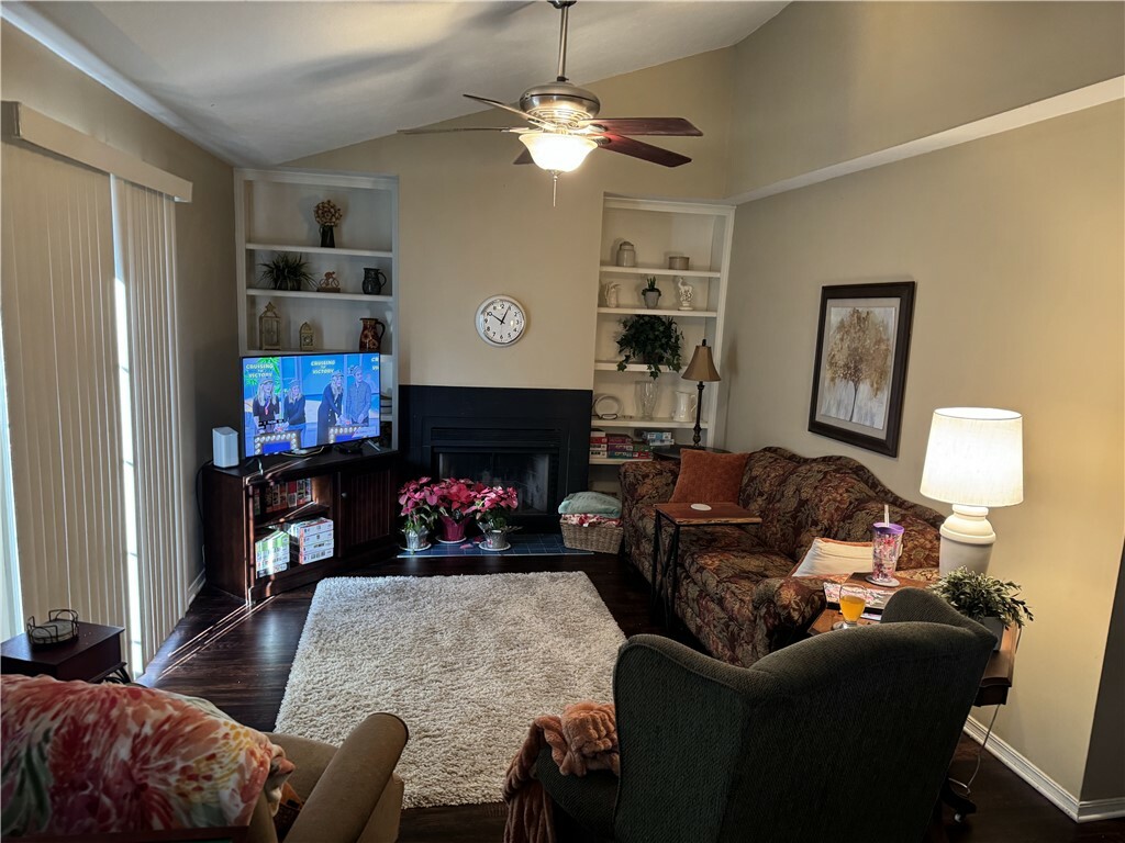 2073 N Kantz Lane  Fayetteville AR 72703 photo
