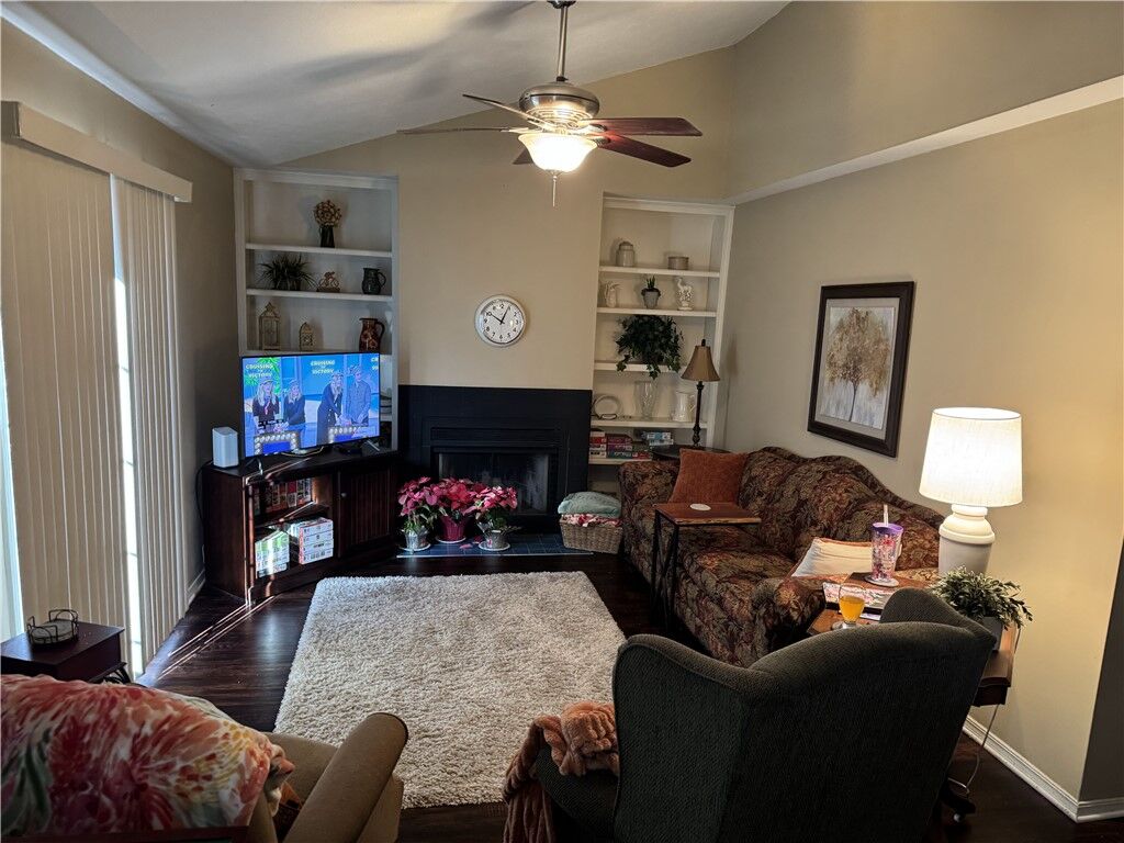 Property Photo:  2073 N Kantz Lane  AR 72703 