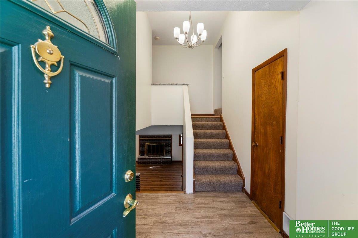 Property Photo: 1605 Washington Street NE 68005