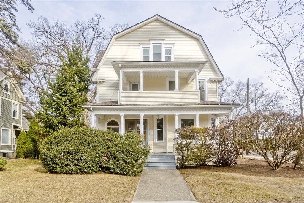 77 S Park Ave  Longmeadow MA 01106 photo
