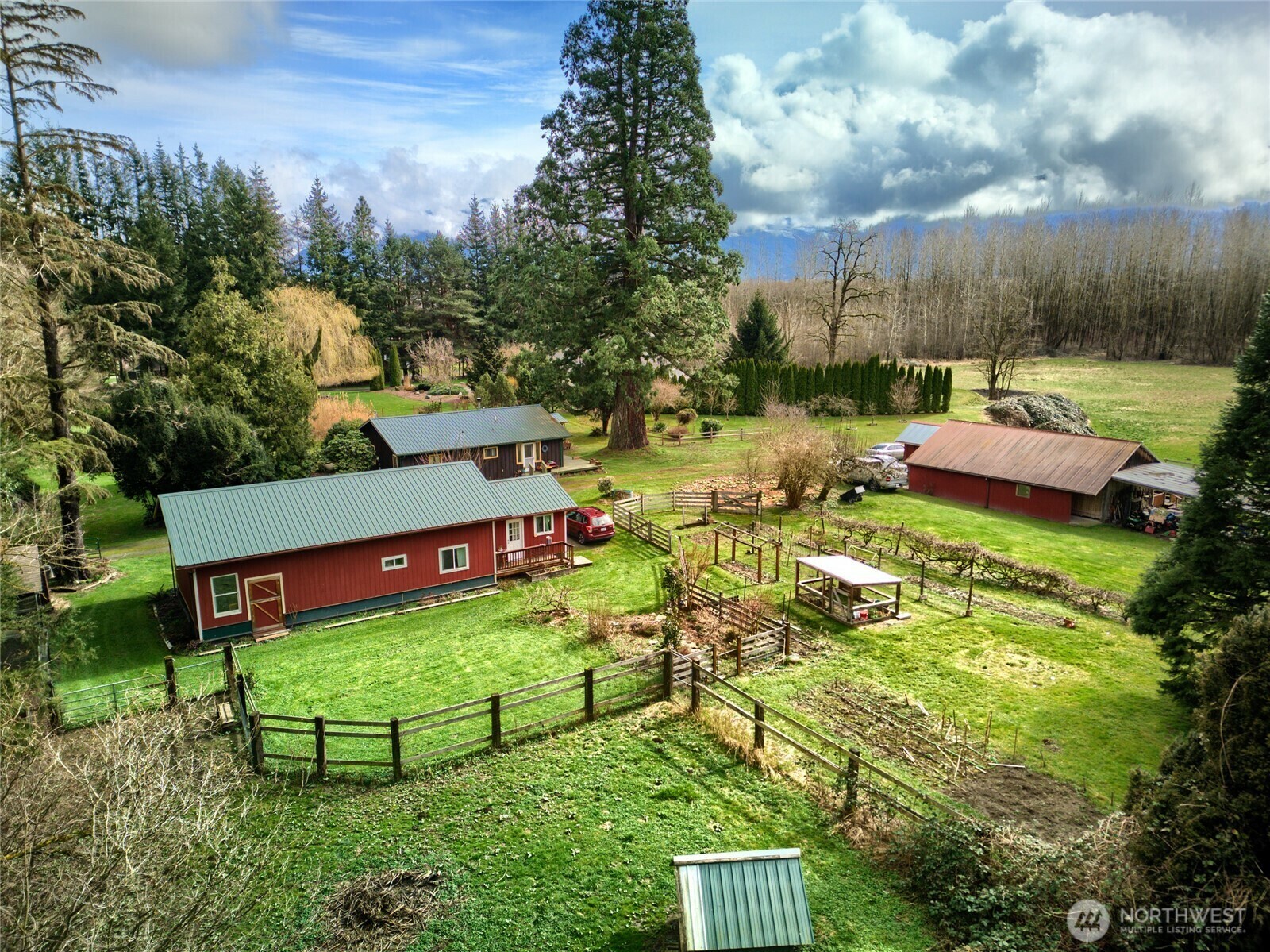 Property Photo: 28504 Minkler Road WA 98284
