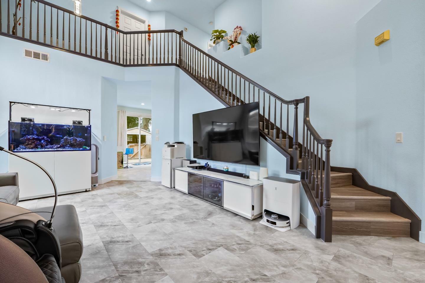 Property Photo:  708 Raineer Court  CA 94577 
