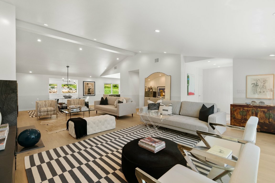 Property Photo: 5706 Highland Hills Circle TX 78731