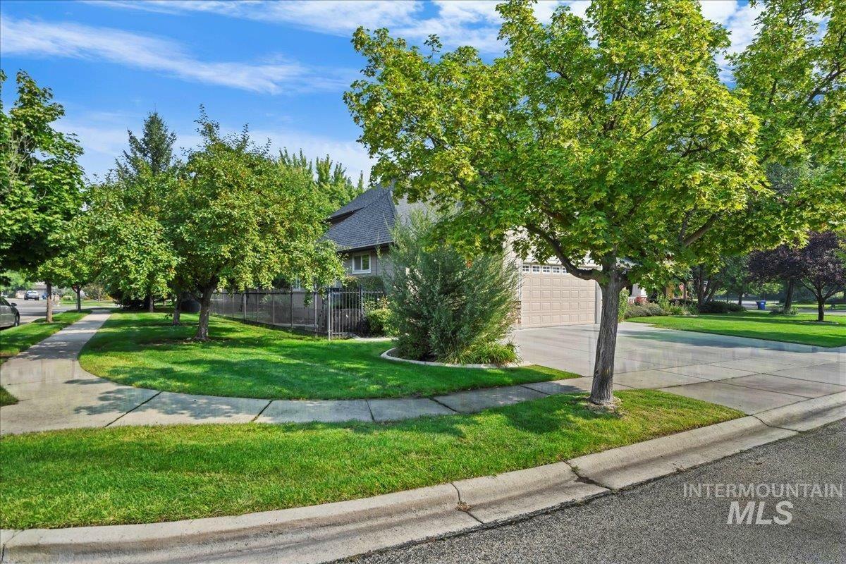 Property Photo: 258 E. Stonewater Court ID 83616
