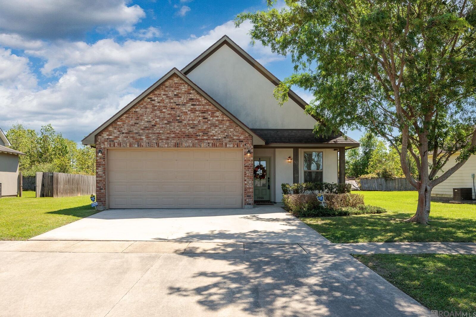 Property Photo:  7066 Marshall Bond Dr  LA 70791 