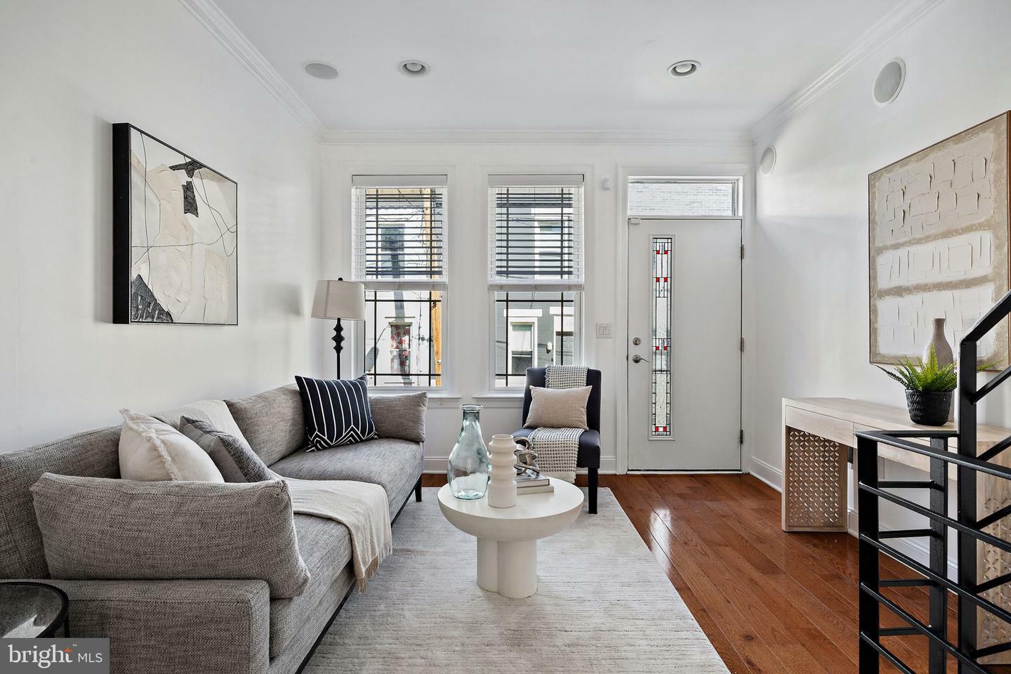 Property Photo: 432 Mercy Street PA 19148