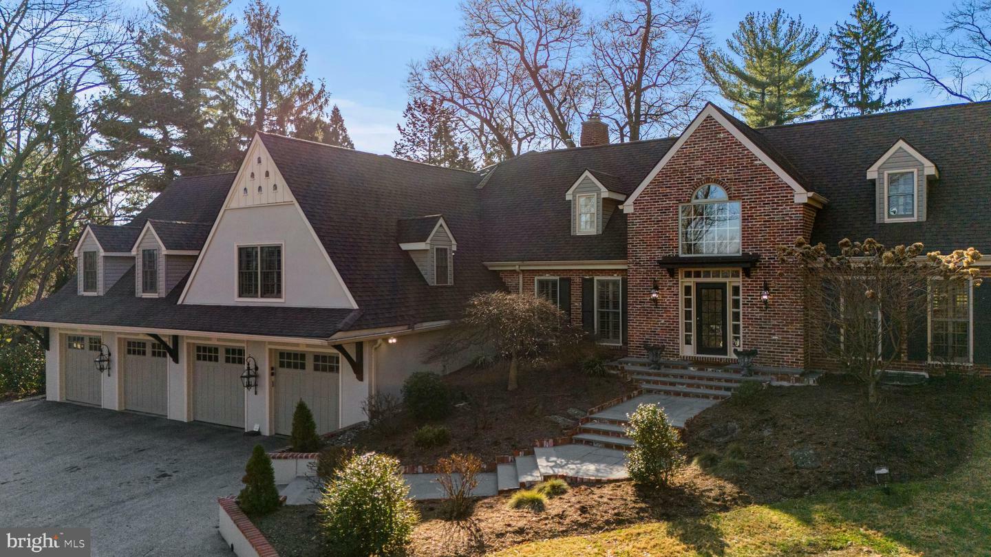 1534 Mount Pleasant Road  Villanova PA 19085 photo