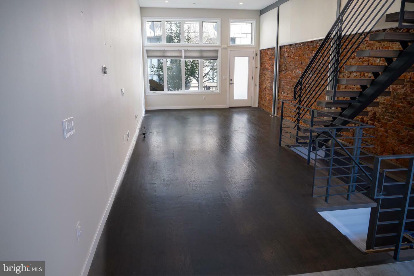 Property Photo: 2106 Spring Street PA 19103