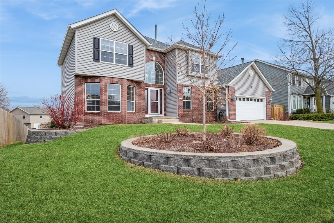 Property Photo: 221 Rockvalley Drive SW IA 52404