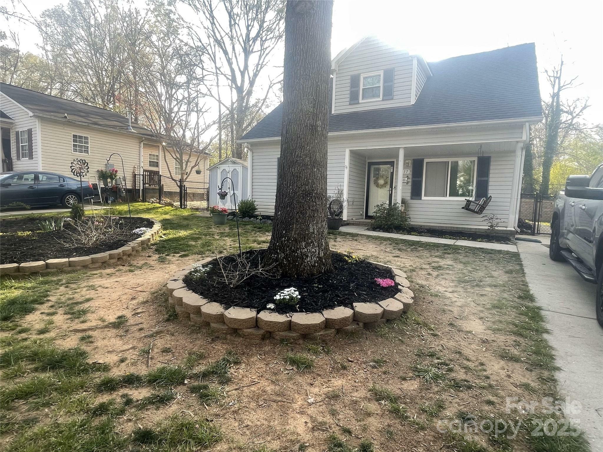 Property Photo: 117 Thayer Court NC 28115