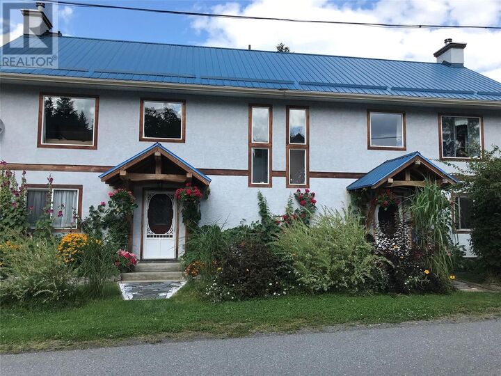 504 Centre Street — photo 1