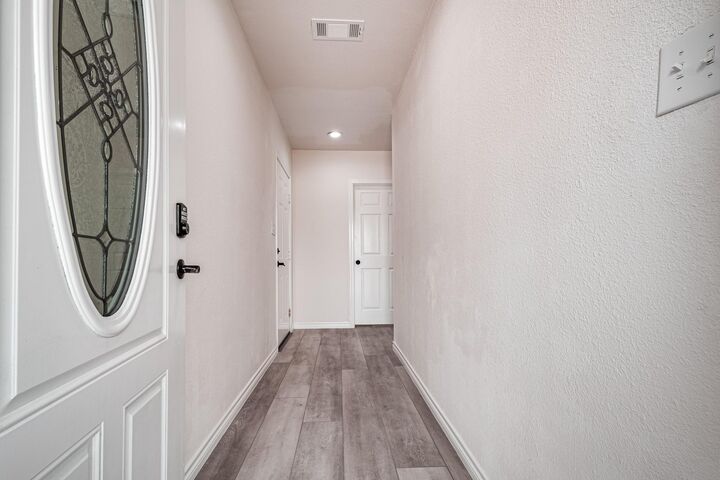 Property Photo: 204 Dyer Avenue TX 77520