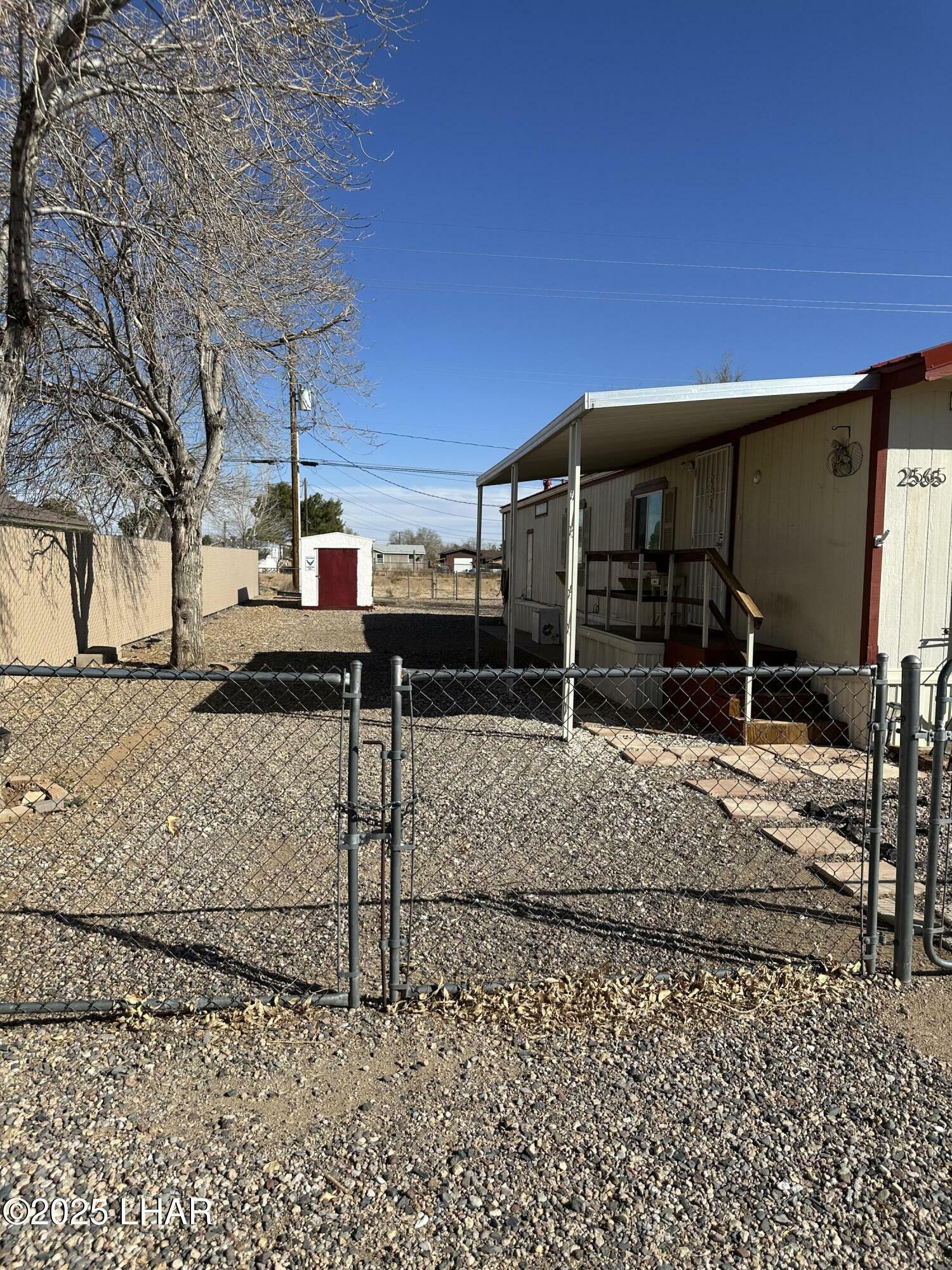 Property Photo: 2565 E John L Ave AZ 86409