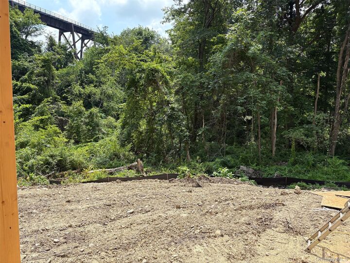 Property Photo:  2 Rosewood Lane  NY 12553 