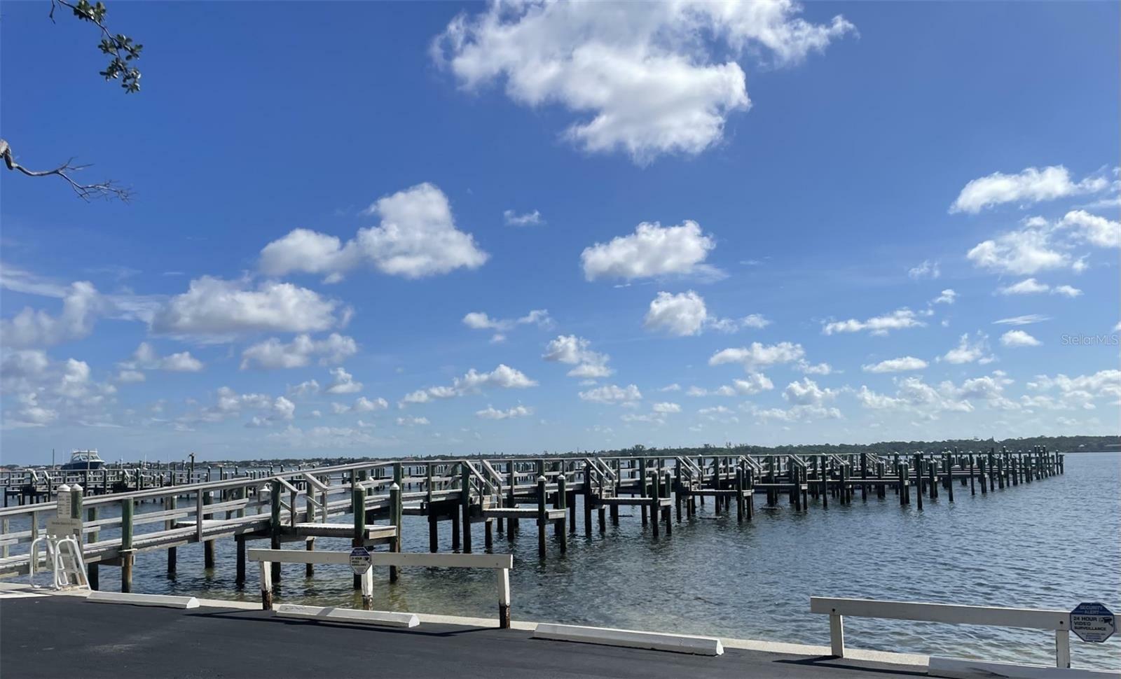 Property Photo: 8625 Midnight Pass Road 305B FL 34242