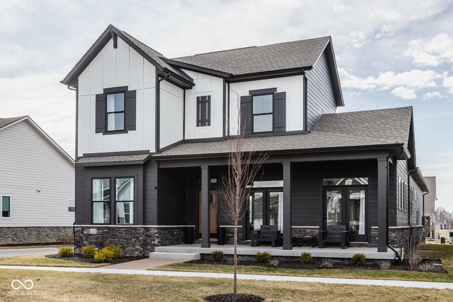 Property Photo: 1225 Amberley Way IN 46074