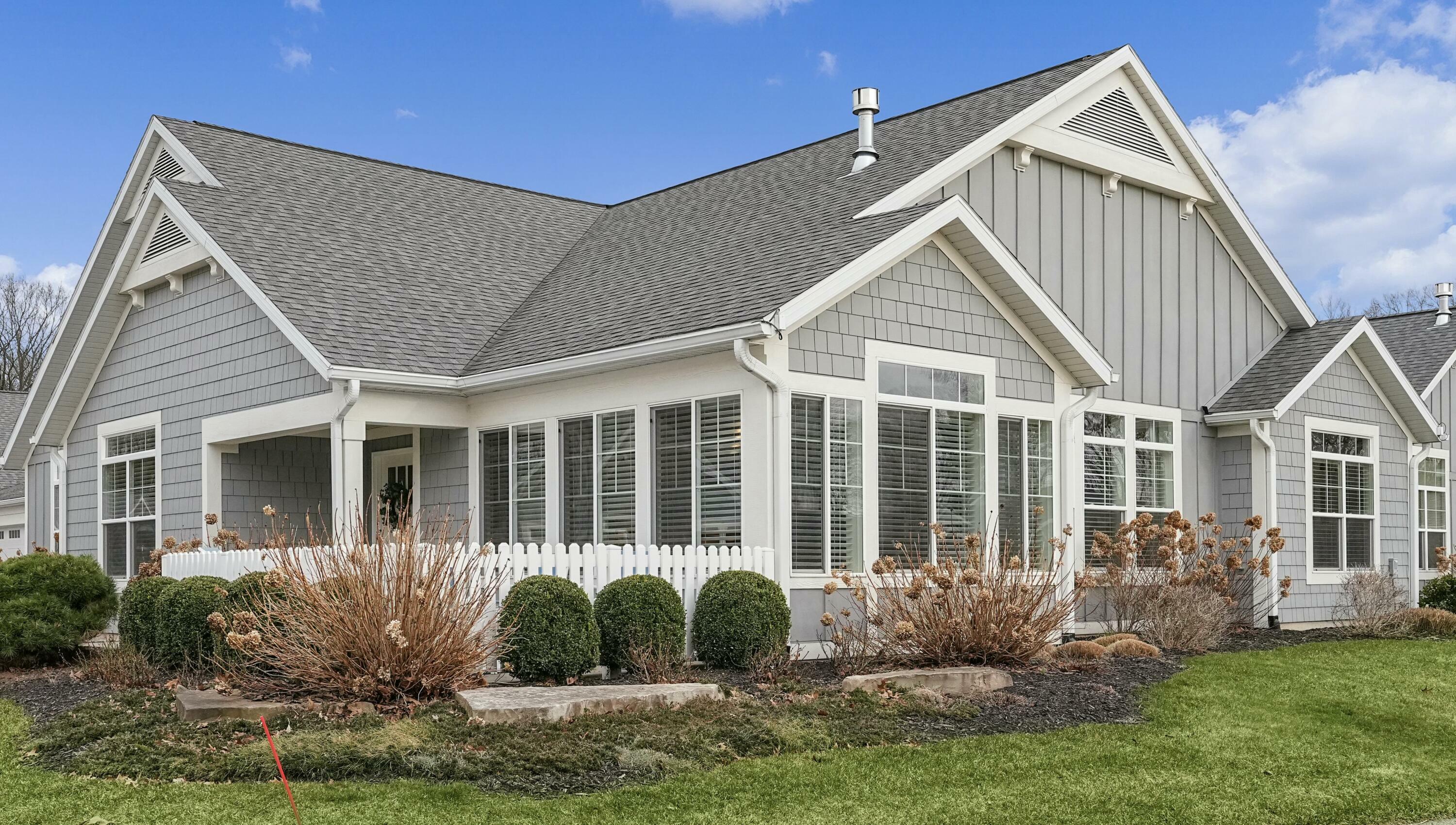 215 Janes View Drive  Holland MI 49424 photo